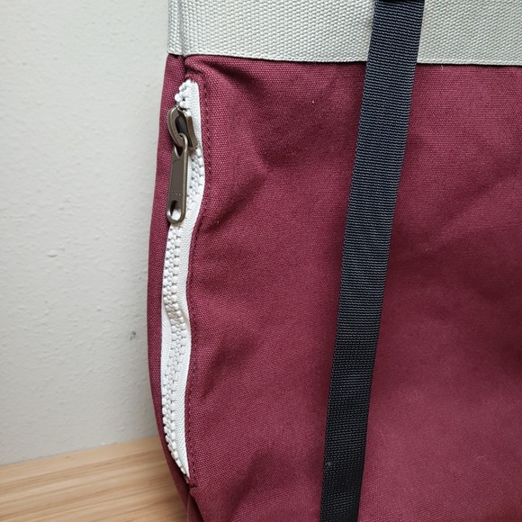 Kavu Canvas Tote Backpack Shoulder Bag Burgundy Gorpcore Beach Travel Outdoors - Picture 5 of 9